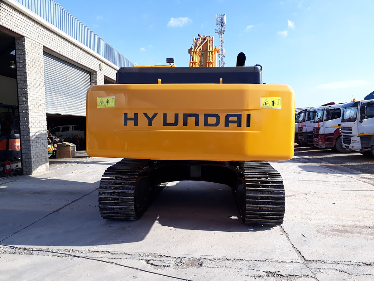 Hyundai 320 NCL-7 - Image 5