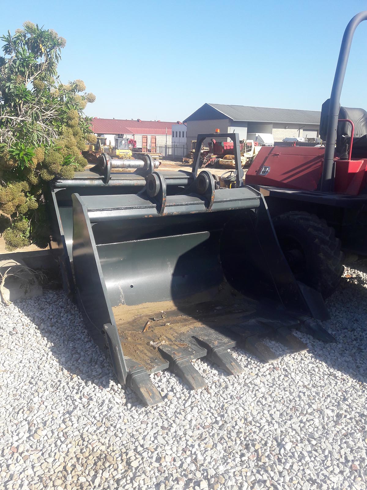 New Excavator Buckets - Image 5