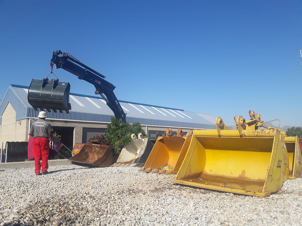 New Excavator Buckets - Image 6