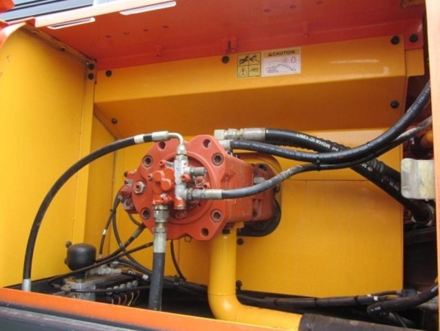 Hyundai 320 NCL-7 - Image 6