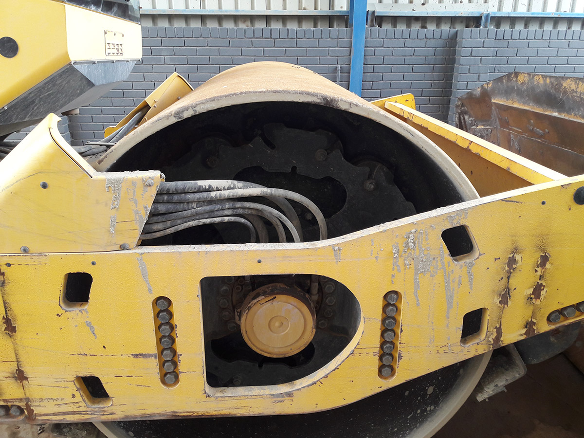 Bomag BW213D Flat Drum Roller - Image 10