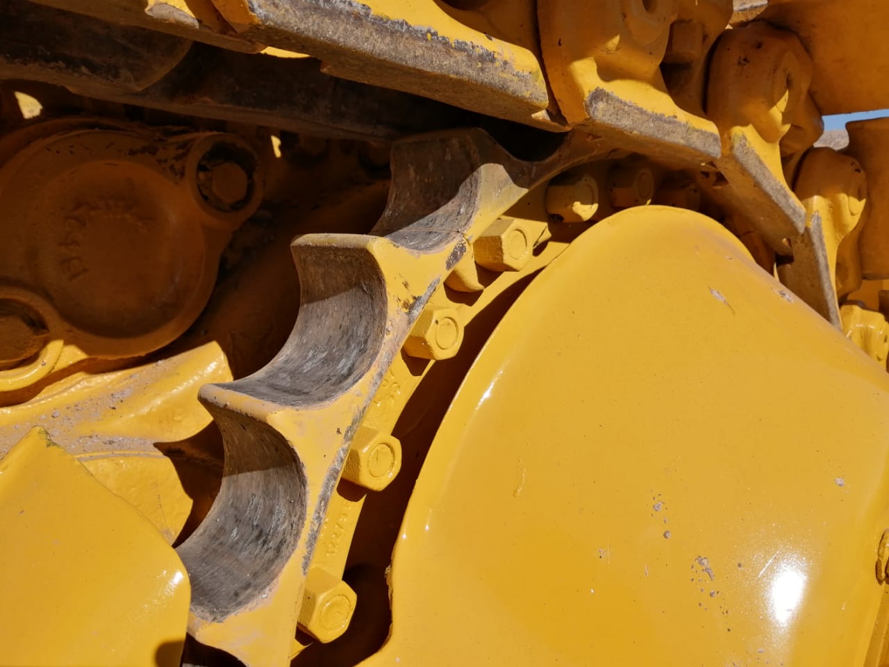 KOMATSU D85 - Image 12